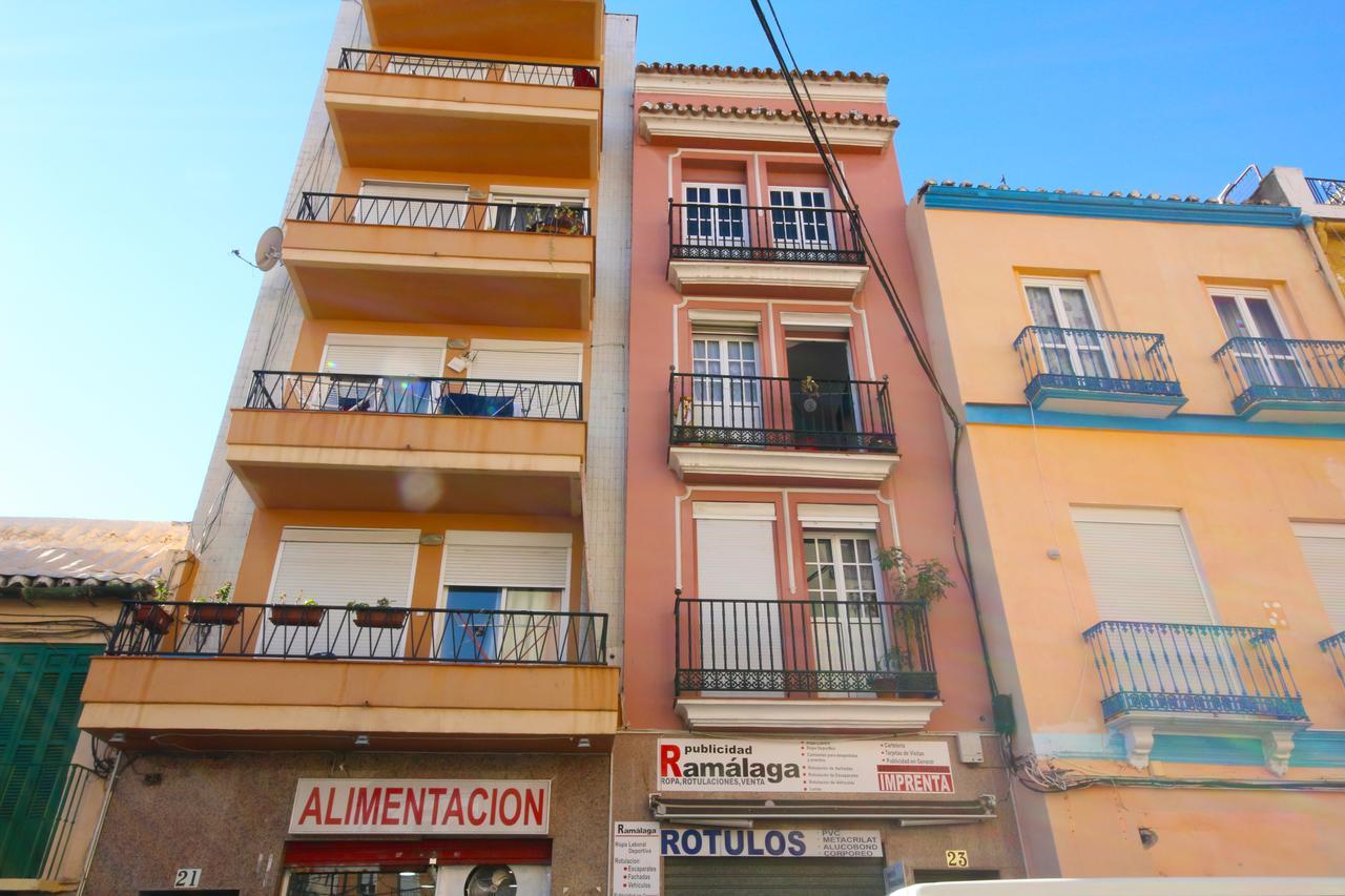 Edificio Cervantes Apartment Malaga Exterior photo